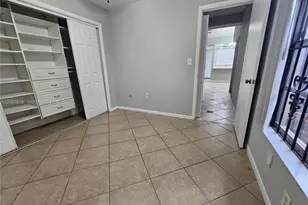 809 NE 214th Ln, Miami, FL 33179 - Photo 18