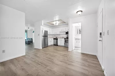 1681 NW 70th Ave #205, Plantation, FL 33313 - Photo 4