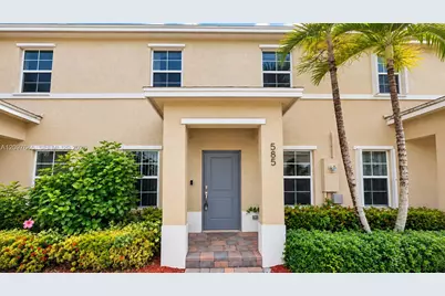 585 NE 5th Pl #585, Florida City, FL 33034 - Photo 2