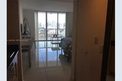 1750 N Bayshore Dr #2408, Miami, FL 33132 - Photo 4