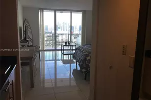 1750 N Bayshore Dr, Miami, FL 33132 - Photo 4