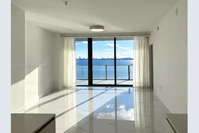 700 NE 24th St #1204, Miami, FL 33137 - Photo 1