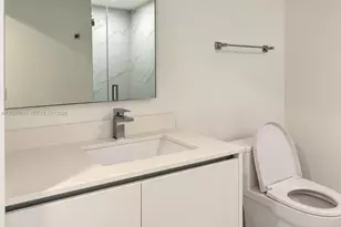 700 NE 24th St, Miami, FL 33137 - Photo 14