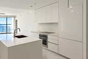 700 NE 24th St, Miami, FL 33137 - Photo 2