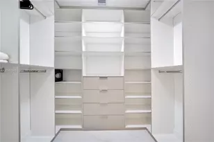 700 NE 24th St, Miami, FL 33137 - Photo 24
