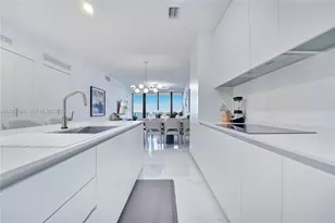 700 NE 24th St, Miami, FL 33137 - Photo 10