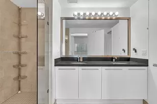 90 SW 3rd St, Miami, FL 33130 - Photo 18