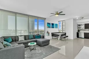 90 SW 3rd St, Miami, FL 33130 - Photo 12