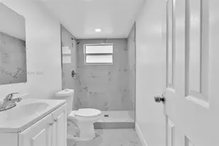 9200 E Bay Harbor Dr, Bay Harbor Islands, FL 33154 - Photo 16
