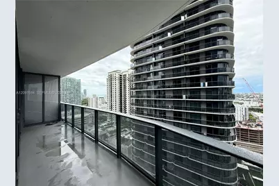45 SW 9th St #2308, Miami, FL 33130 - Photo 16
