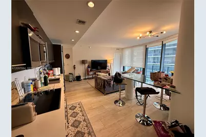 45 SW 9th St #2308, Miami, FL 33130 - Photo 8