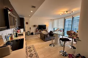 45 SW 9th St, Miami, FL 33130 - Photo 8