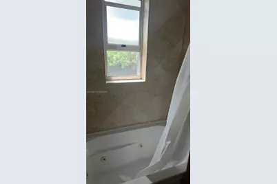 702 Boabadilla St, Coral Gables, FL 33134 - Photo 6