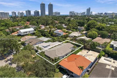 600 W 51st St, Miami Beach, FL 33140 - Photo 48