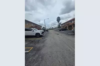 2505 W 76th St #103, Hialeah, FL 33016 - Photo 2