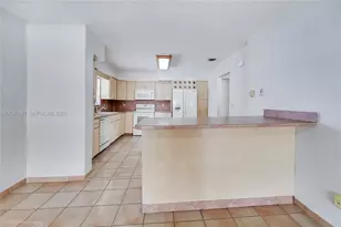 1321 W 2nd Ave, Hialeah, FL 33010 - Photo 8