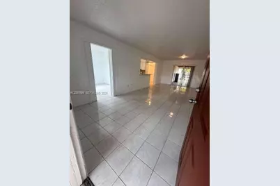 8835 SW 27th St, Miami, FL 33165 - Photo 6