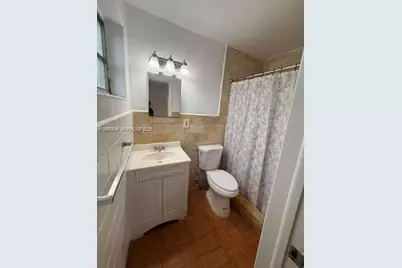 8835 SW 27th St, Miami, FL 33165 - Photo 8