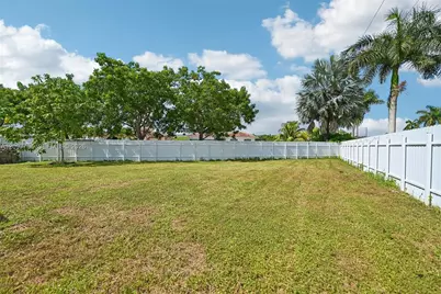401 SE 17th Ave, Homestead, FL 33033 - Photo 32