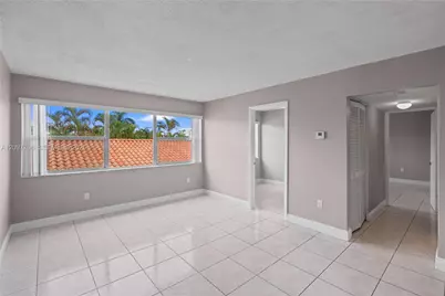 2150 Bay Dr #6, Miami Beach, FL 33141 - Photo 10