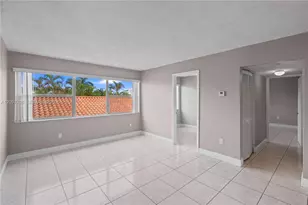 2150 Bay Dr, Miami Beach, FL 33141 - Photo 10
