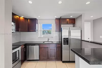 2150 Bay Dr #6, Miami Beach, FL 33141 - Photo 6