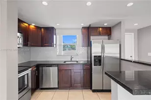 2150 Bay Dr, Miami Beach, FL 33141 - Photo 6