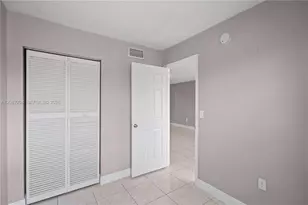 2150 Bay Dr, Miami Beach, FL 33141 - Photo 14