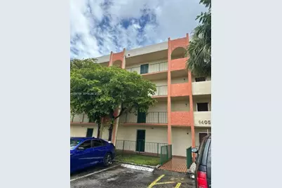 9405 W Flagler St #406, Miami, FL 33174 - Photo 2