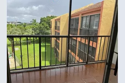 9405 W Flagler St #406, Miami, FL 33174 - Photo 16