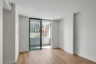 501 SW 1st St, Miami, FL 33130 - Photo 26