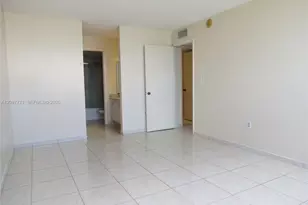 1200 NE Miami Gardens Dr, Miami, FL 33179 - Photo 8
