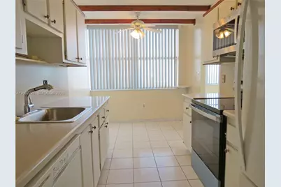 1200 NE Miami Gardens Dr #906W, Miami, FL 33179 - Photo 4