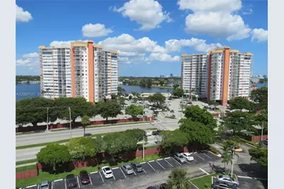 1200 NE Miami Gardens Dr #906W, Miami, FL 33179 - Photo 2