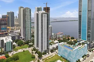 600 NE 27th St, Miami, FL 33137 - Photo 32