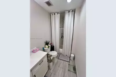9271 NW 16th St #9271, Pembroke Pines, FL 33024 - Photo 16