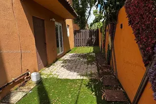 5988 SW 8th St, West Miami, FL 33144 - Photo 20