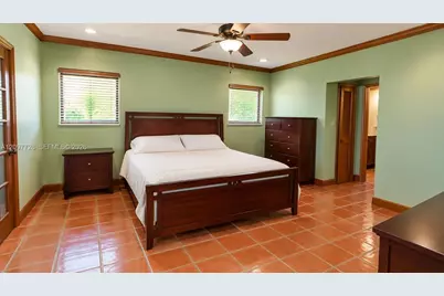 333 Whitethorn Dr, Miami Springs, FL 33166 - Photo 14
