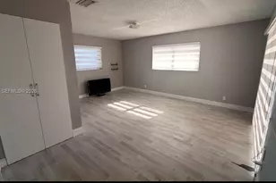 850 NW 79th Ave, Margate, FL 33063 - Photo 10