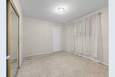 743 E 29th St, Hialeah, FL 33013 - Photo 18