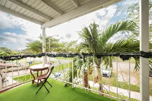 531 NW 35th Ave, Miami, FL 33125 - Photo 1