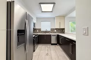 791 N Pine Island Rd, Plantation, FL 33324 - Photo 6