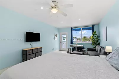4228 N Ocean Dr #11, Lauderdale by the Sea, FL 33308 - Photo 14