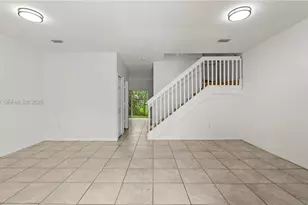 1685 SE 30th St, Homestead, FL 33035 - Photo 2