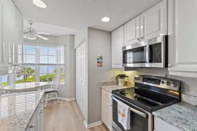 5700 NE Island Cove Way #4206, Hutchinson Island, FL 34996 - Photo 10