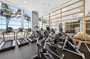 665 NE 25th St, Miami, FL 33137 - Photo 28