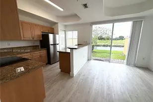 1088 SW 144th Ave, Pembroke Pines, FL 33027 - Photo 12