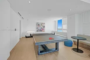 227 NE 2nd St, Miami, FL 33132 - Photo 14