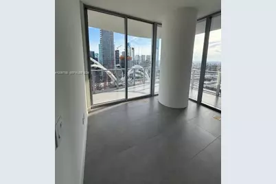 1400 Biscayne #2602, Miami, FL 33132 - Photo 12