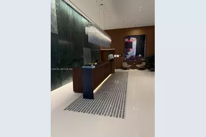1400 Biscayne #2602, Miami, FL 33132 - Photo 2